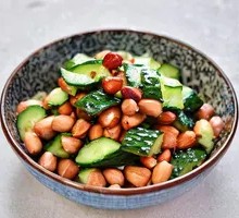Cucumber with Peanut