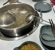 High-Calcium Beef Bone Soup Pot