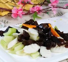 Huai Shan Stir-Fried with Wood Ear Mushrooms