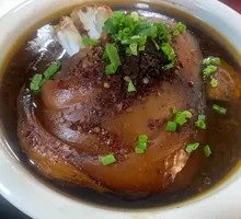 Steamed Pork Shank