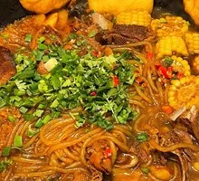 Northeastern Stewed Goose in Iron Pot