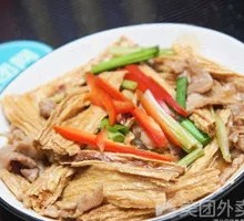 Stir-fried Tofu Skin with Meat