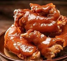 Braised Pig's Feet