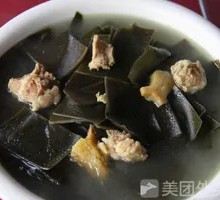 Pork Shank and Kelp Soup