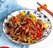 Garlic Shoot Chicken Offal Stir-fry