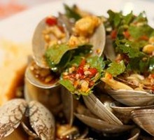 Spicy Sour Clams Salad