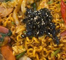 Stir-Fried Fire Chicken Noodles