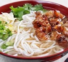 Braised Pork Rib Noodles