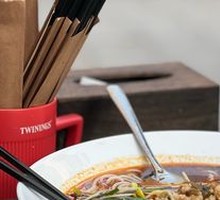 Small Pot Sour Cabbage Rice Noodles