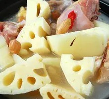Lotus Root and Peanut Stewed Pork Ribs