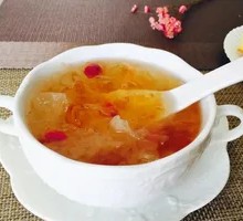 Rock Sugar Tendon and Pearl Eel Soup