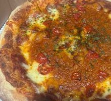 Classic Meat Sauce Italian Pizza