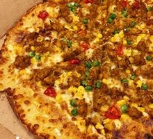 Moroccan Chicken Leg Pizza