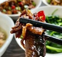 Sour Cabbage Stir-fried Eel