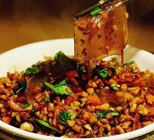 Sour Cabbage Stir-Fried Rice Noodles