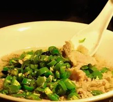 Steamed Pork Belly with Green Pepper