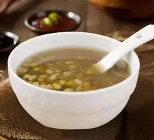 Freshly Boiled Mung Bean Soup