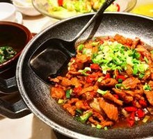 Three-Year Fermented Chili Pork Stir-Fry