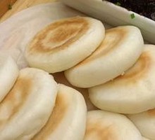 Braised Pork in Flatbread