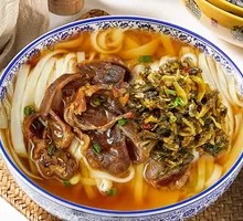 Sour Cabbage Beef Noodles