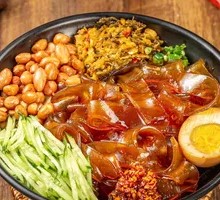 Hot Boiled Crystal Rice Noodles