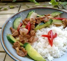 Cucumber Stir-Fried with Pork
