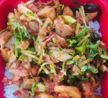 Spicy Grilled Meat Rice Bowl