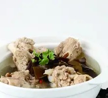 Kelp and Pork Spine Stew