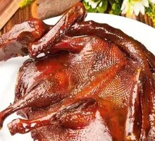 Hand-Torn Sauce-Steamed Duck