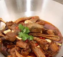 Green Pepper Stewed Duck