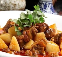 Potato Shreds with Beef Brisket