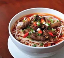 Cloud Ear Chicken Noodles