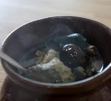 Ganoderma and Black Chicken Soup