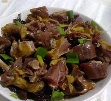 Dried Bean Curd Steamed with Preserved Duck