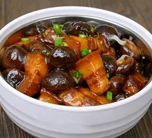 Braised Pork Noodles