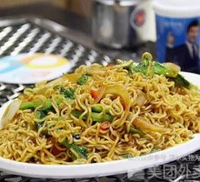 Stir-Fried Instant Noodles