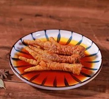 Braised Chicken Feet with Tiger Skin