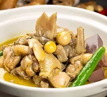 Stir-fried Local Chicken with Tea Oil