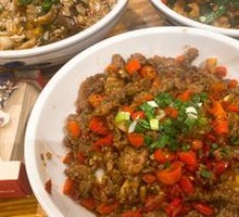 Stir-Fried Beef with Yellow Onion