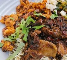 Pickled Cabbage Steamed Meat Dry Noodles