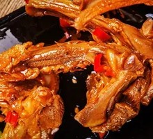 Spicy Braised Duck Neck Bones