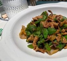 Green Grass Chili Stir-Fried Pork
