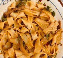 Green Pepper Shredded Pork with Rice Noodles