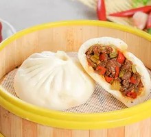 Stir-Fried Yellow Beef Buns
