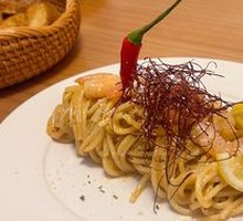 Thai Spicy Shrimp Pasta