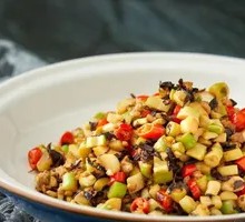 Sour Cabbage and Bamboo Shoots with Minced Pork