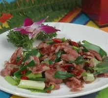 Garlic Stir-Fried Sausage Rice Bowl