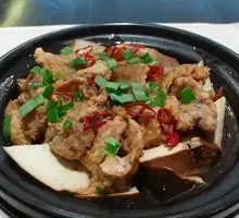 Fried Pork Crumbs with Tofu Cubes