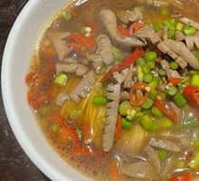 Spicy and Sour Tripe Noodles