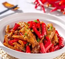 Braised Chicken Feet in Meat Sauce
